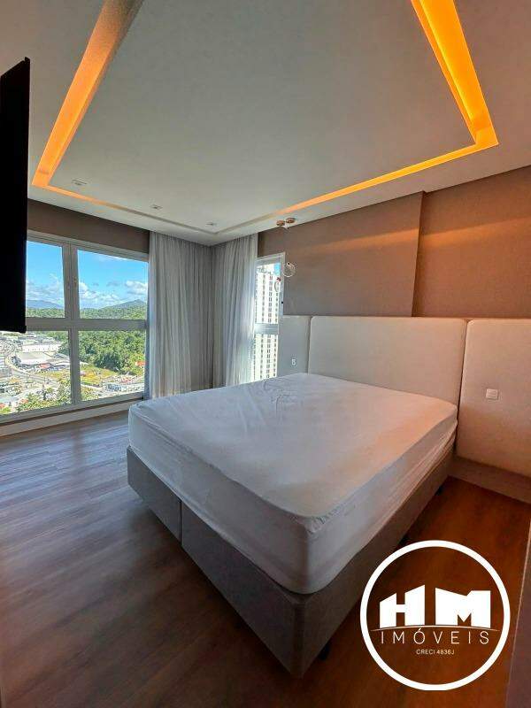 Apartamento à venda no Praia Brava de Itajaí: 