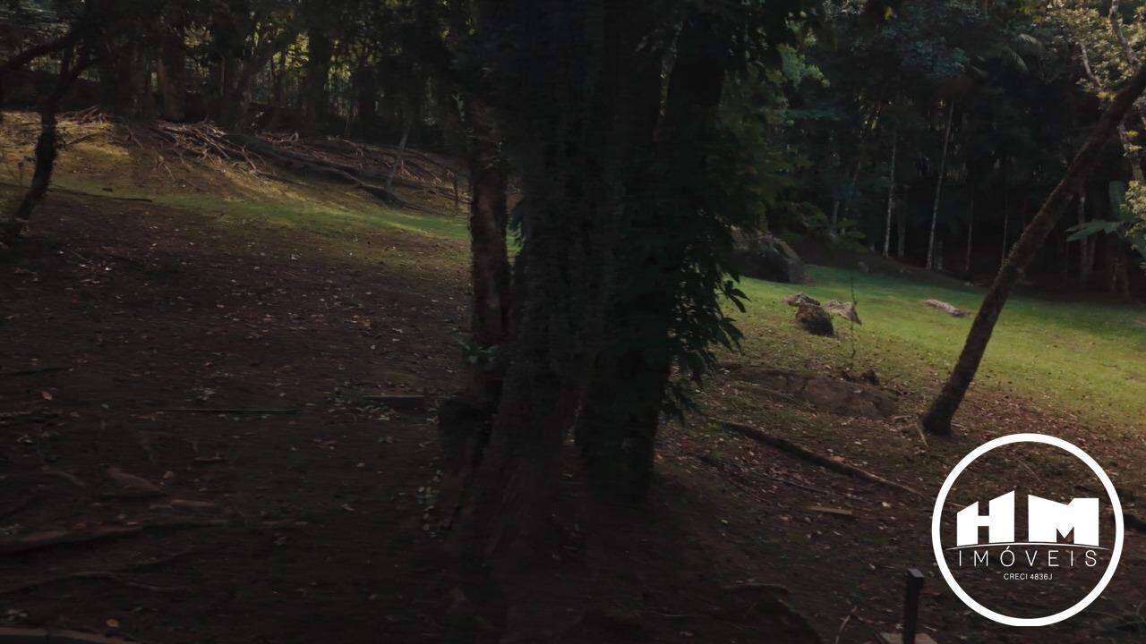 Terreno à venda no Praia do Estaleiro: 
