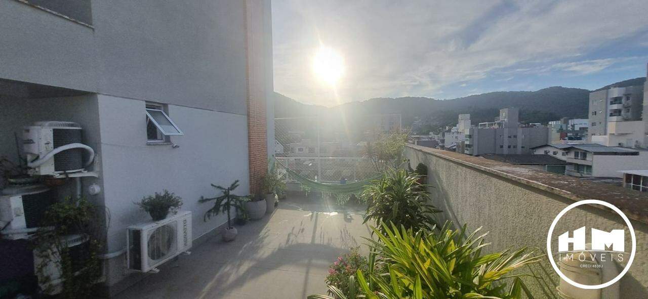 Apartamento Garden à venda no Nações: 