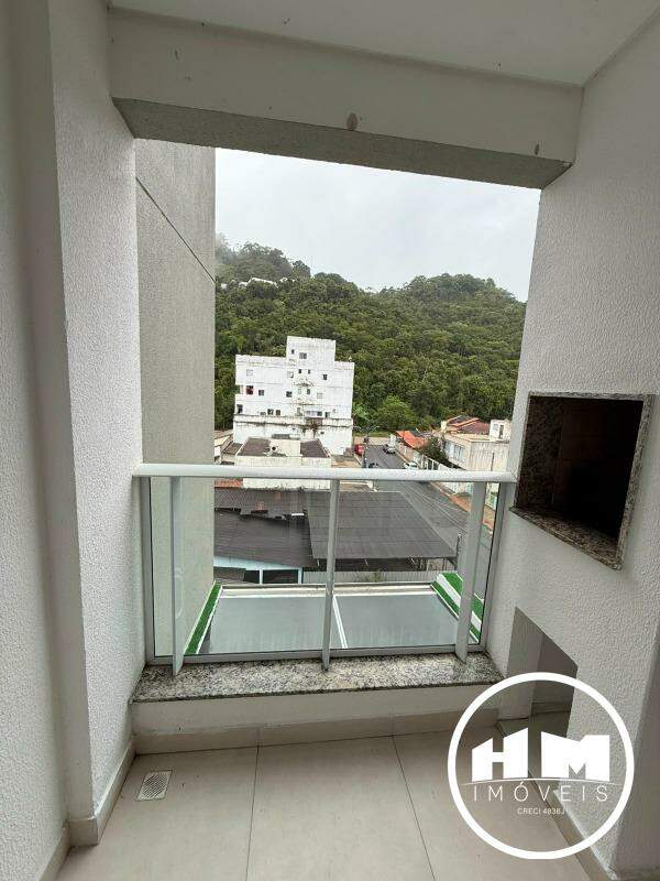 Apartamento para aluguel no Nações: 