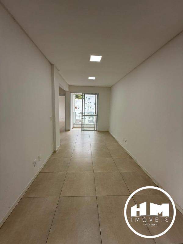 Apartamento para aluguel no Nações: 