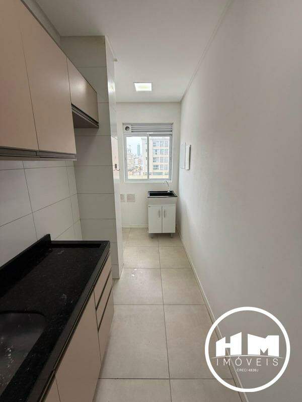 Apartamento para aluguel no Nações: 