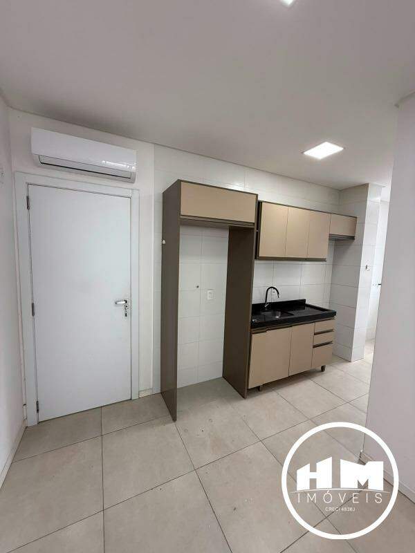 Apartamento para aluguel no Nações: 