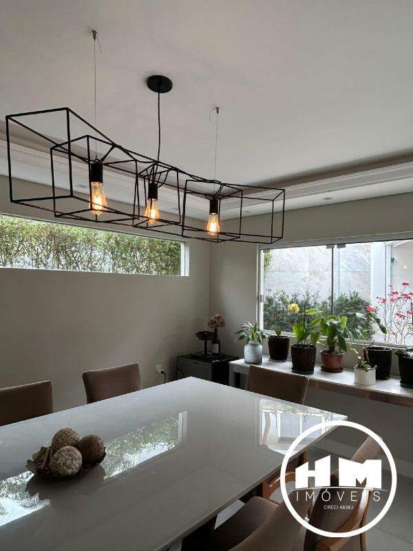 Casa em Condomínio à venda no Barra: 