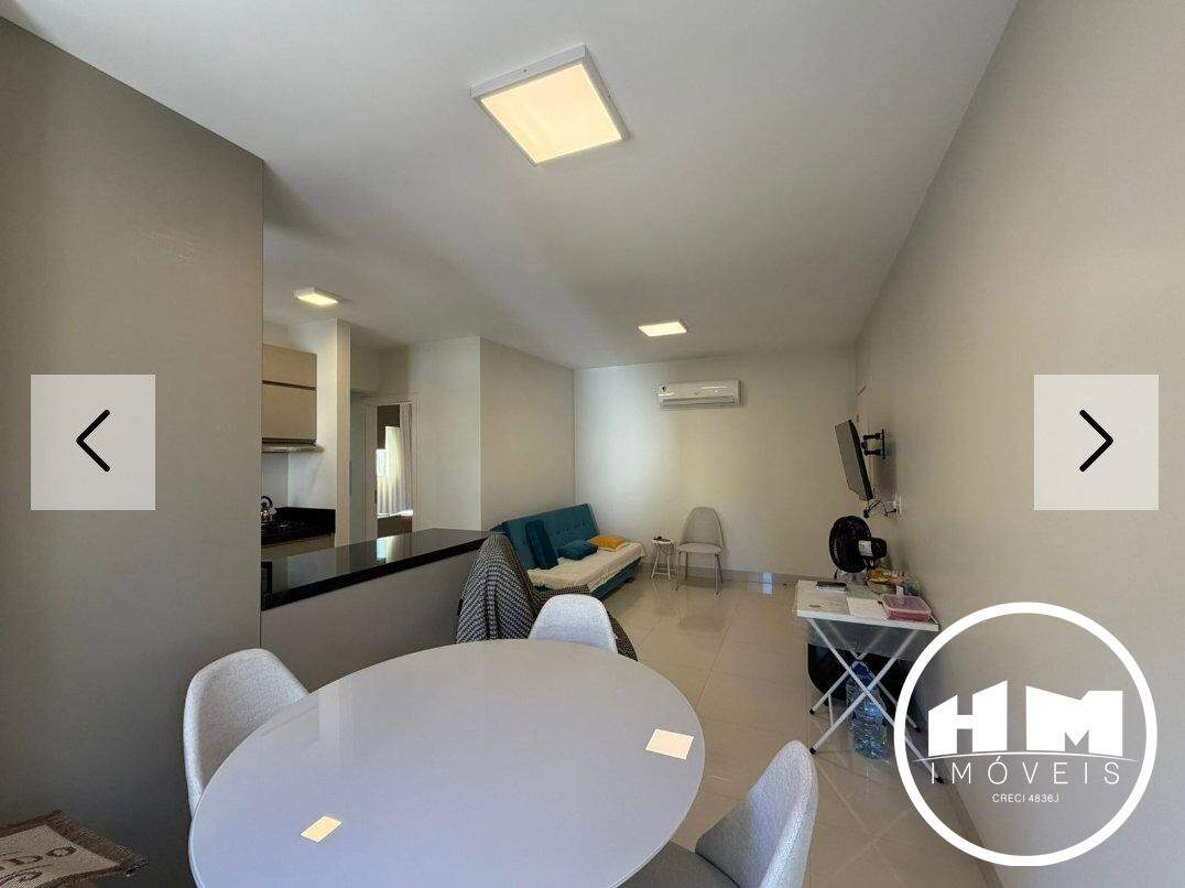 Apartamento à venda no Nações: 