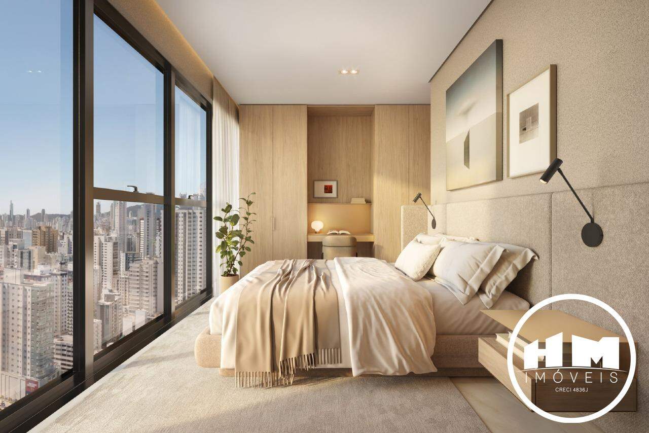 Apartamento à venda no Pioneiros: 