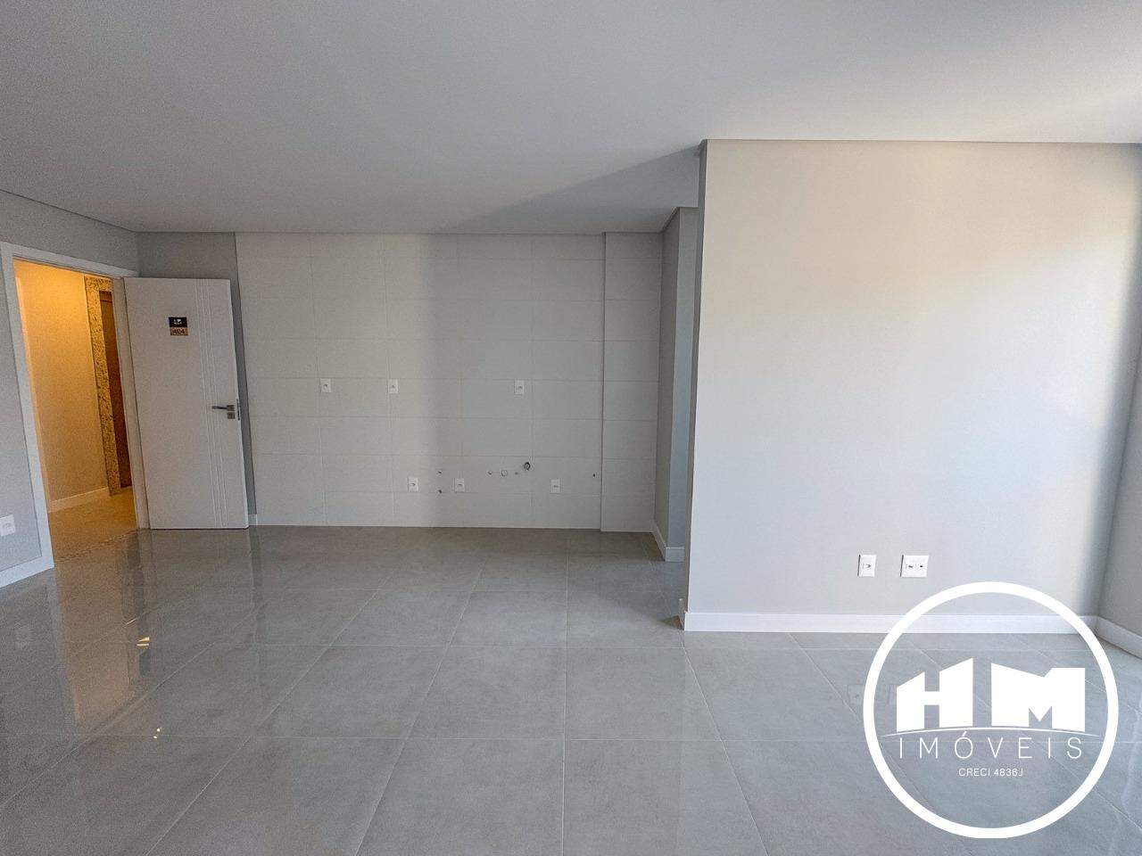 Apartamento à venda no Nações: 