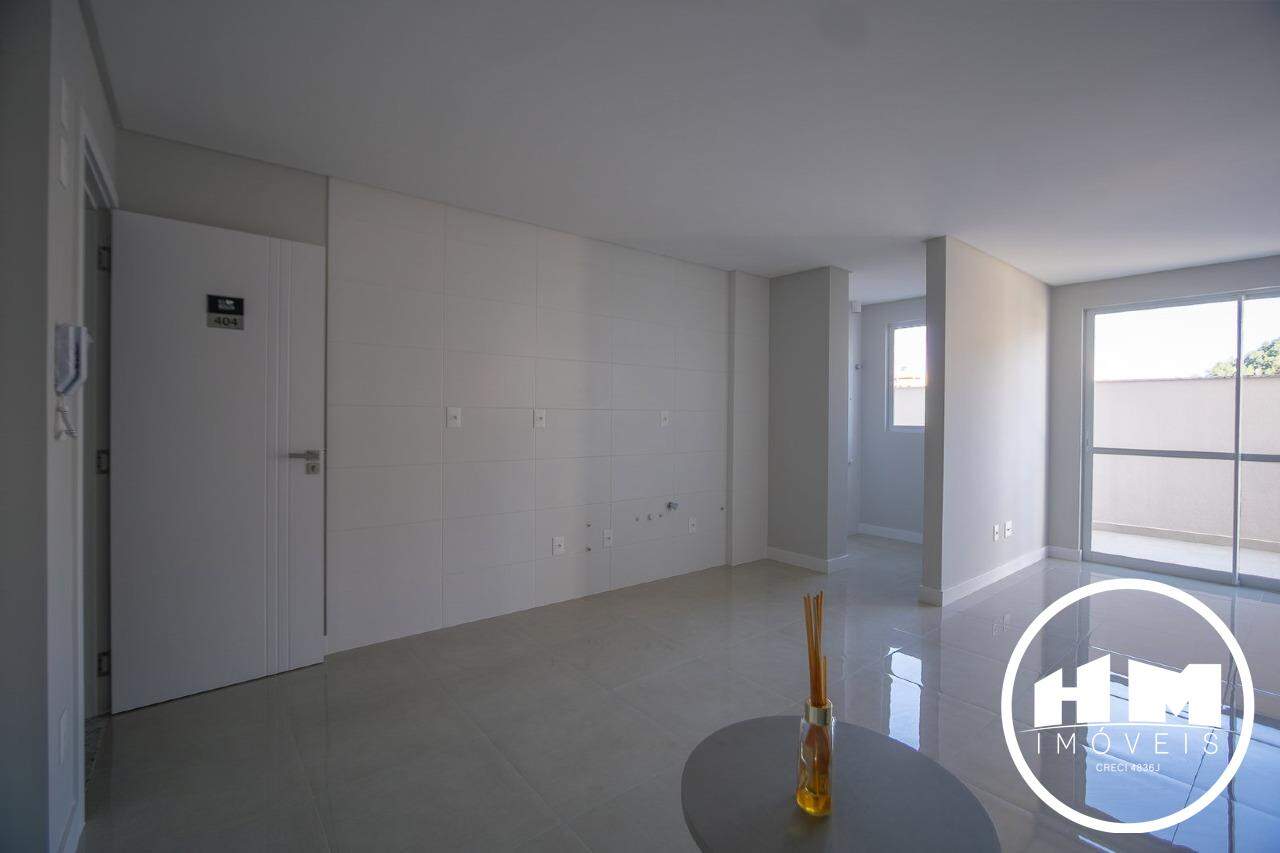 Apartamento à venda no Nações: 