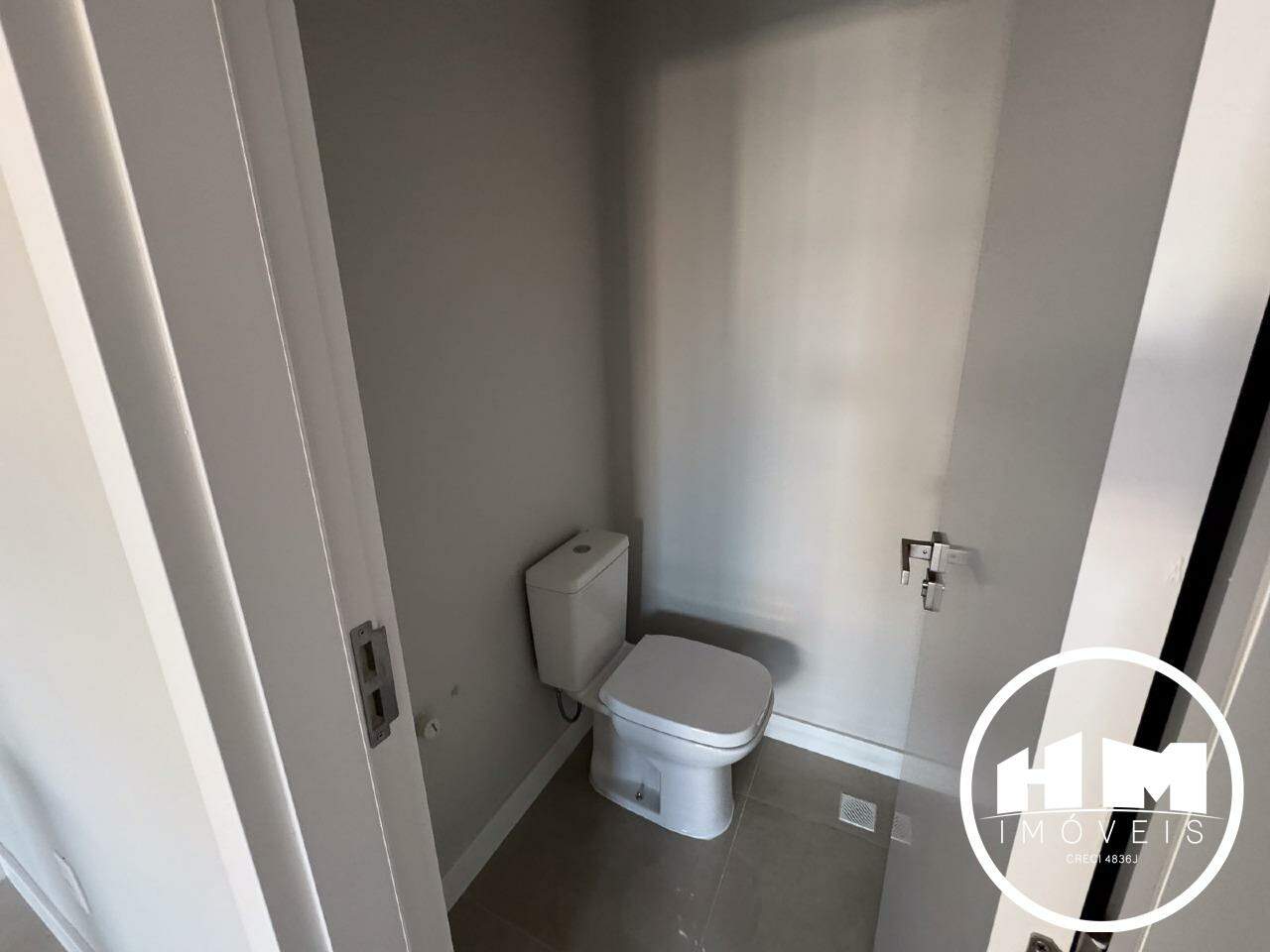 Apartamento à venda no Nações: 