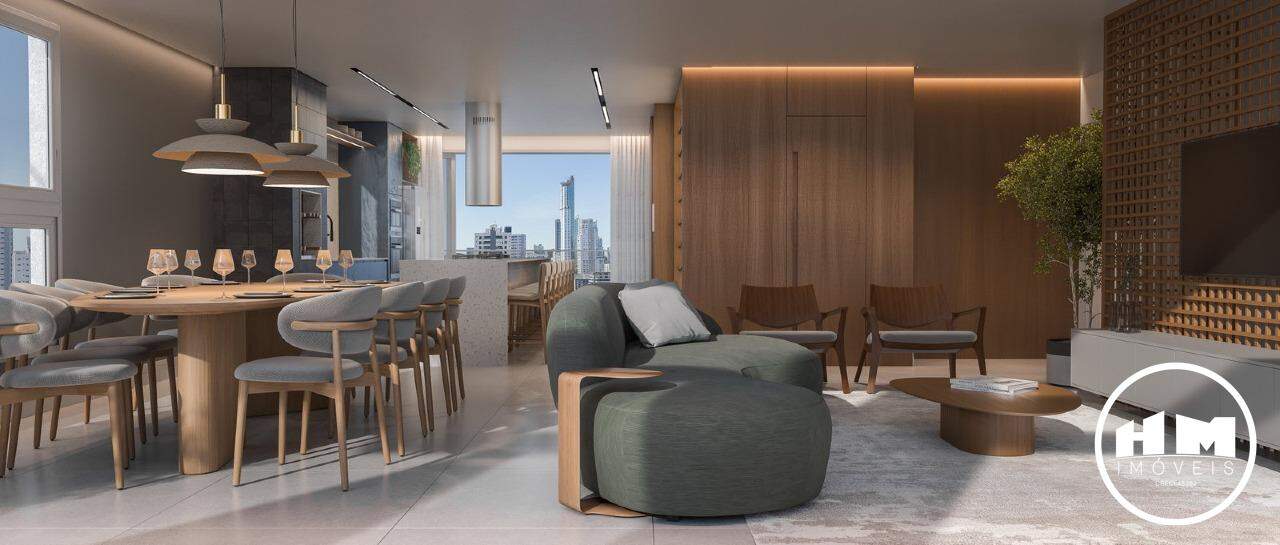 Apartamento Duplex à venda no Centro: 