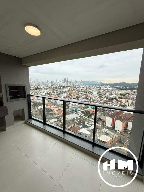 Apartamento para aluguel no Tabuleiro: 