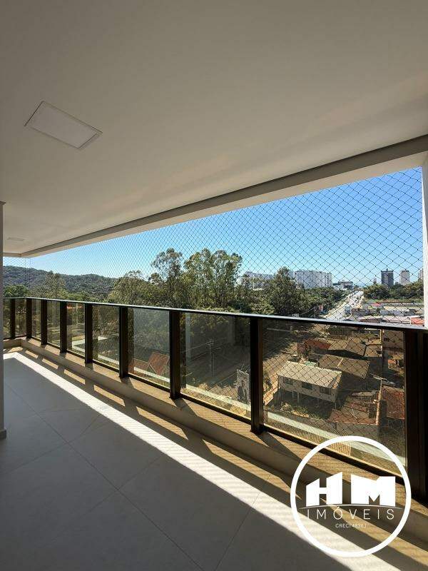 Apartamento para aluguel no Praia Brava de Itajaí: 