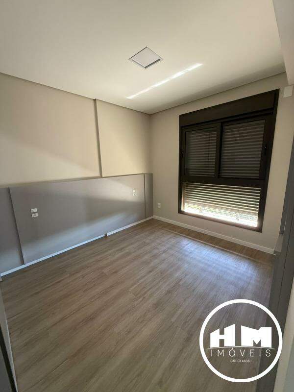 Apartamento para aluguel no Praia Brava de Itajaí: 