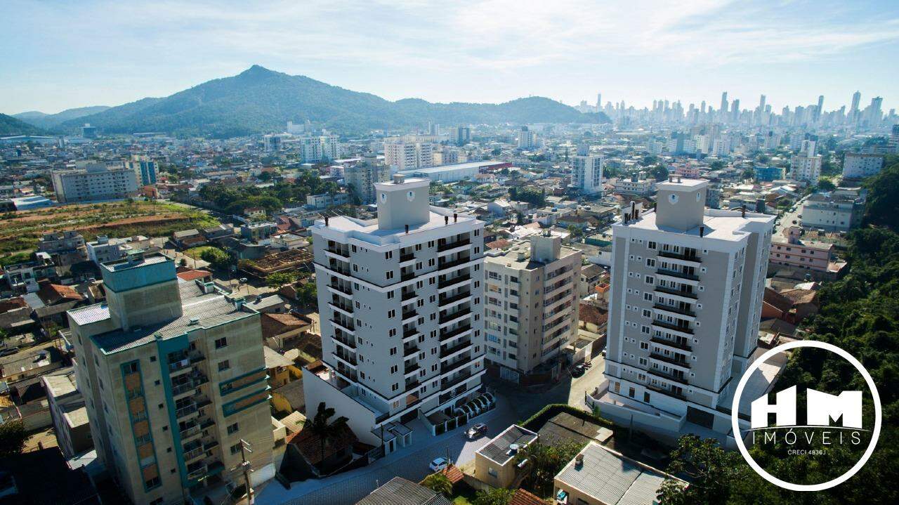 Apartamento à venda no Tabuleiro: 
