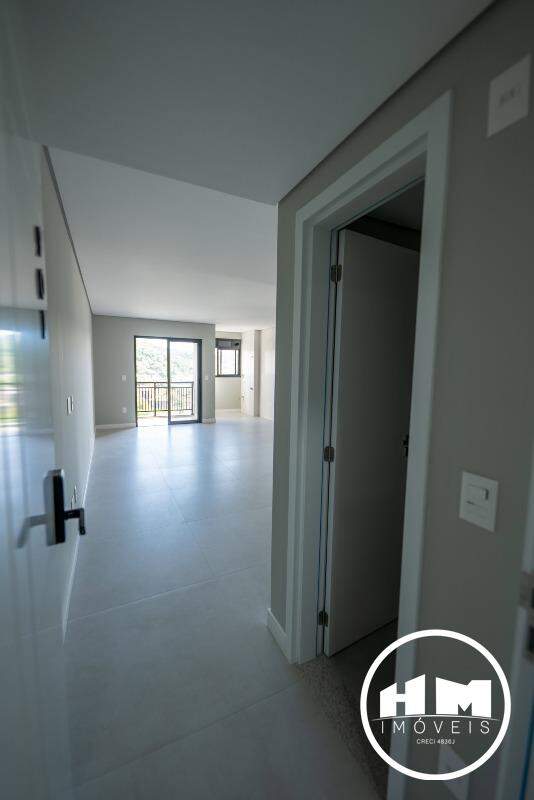 Apartamento à venda no Praia dos Amores: 