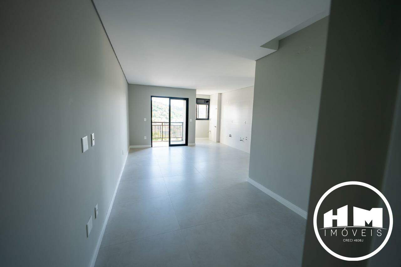Apartamento à venda no Praia dos Amores: 