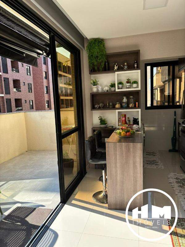 Apartamento Garden à venda no Nações: 