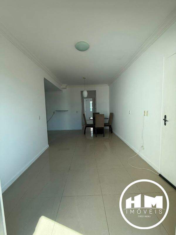Apartamento à venda no Areias: 