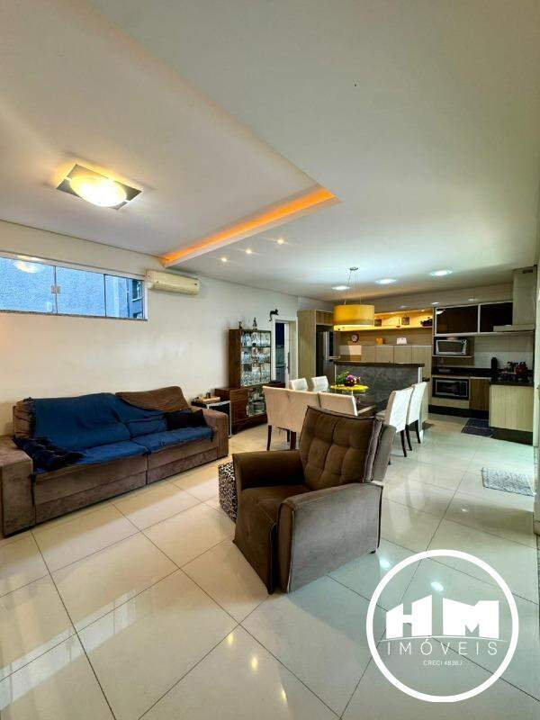 Casa à venda no São João: 