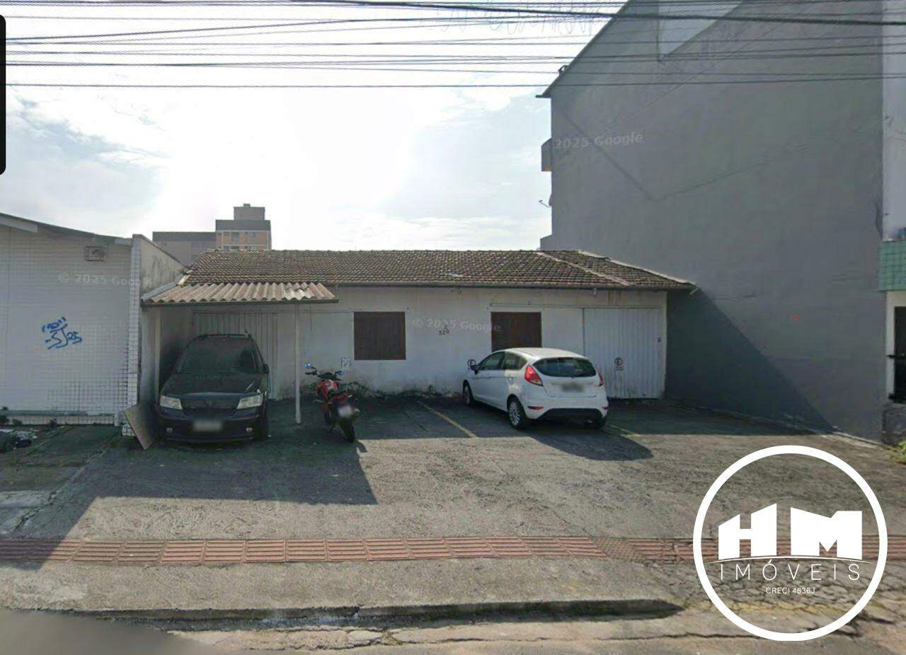 Terreno à venda no Nações: 