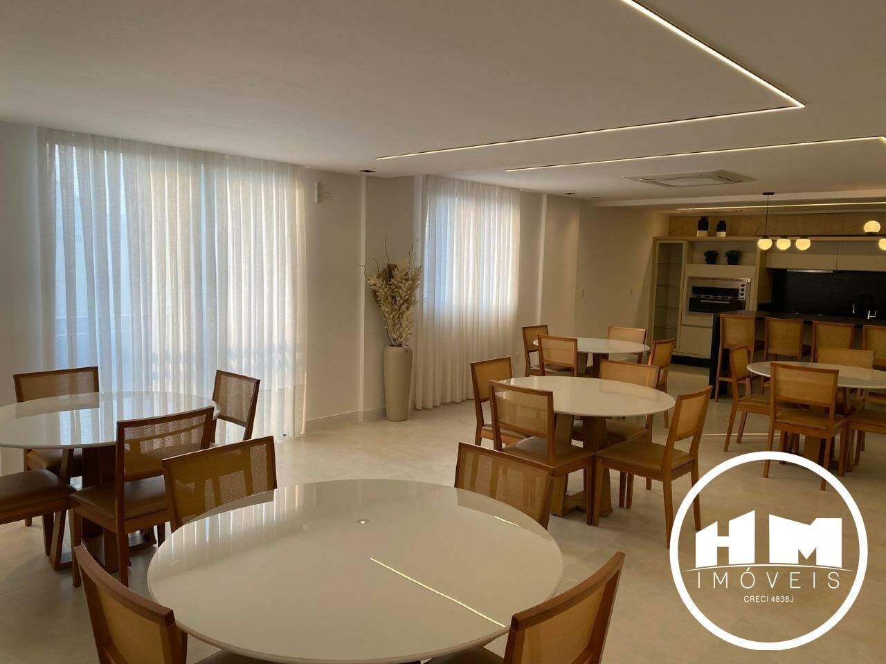 Apartamento à venda no Nações: 