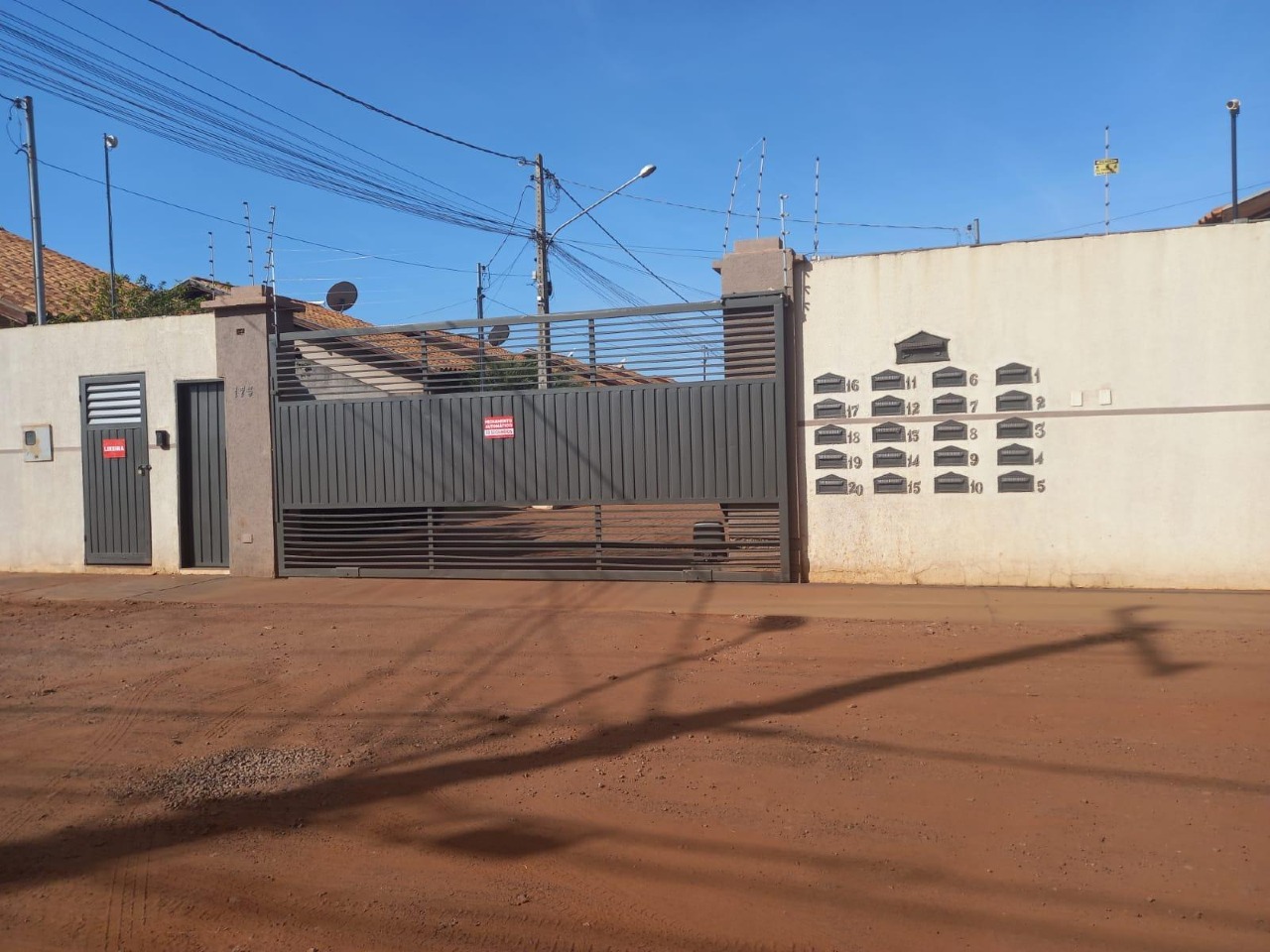 Casa-Condomínio à venda no Jardim Monte Alegre: 