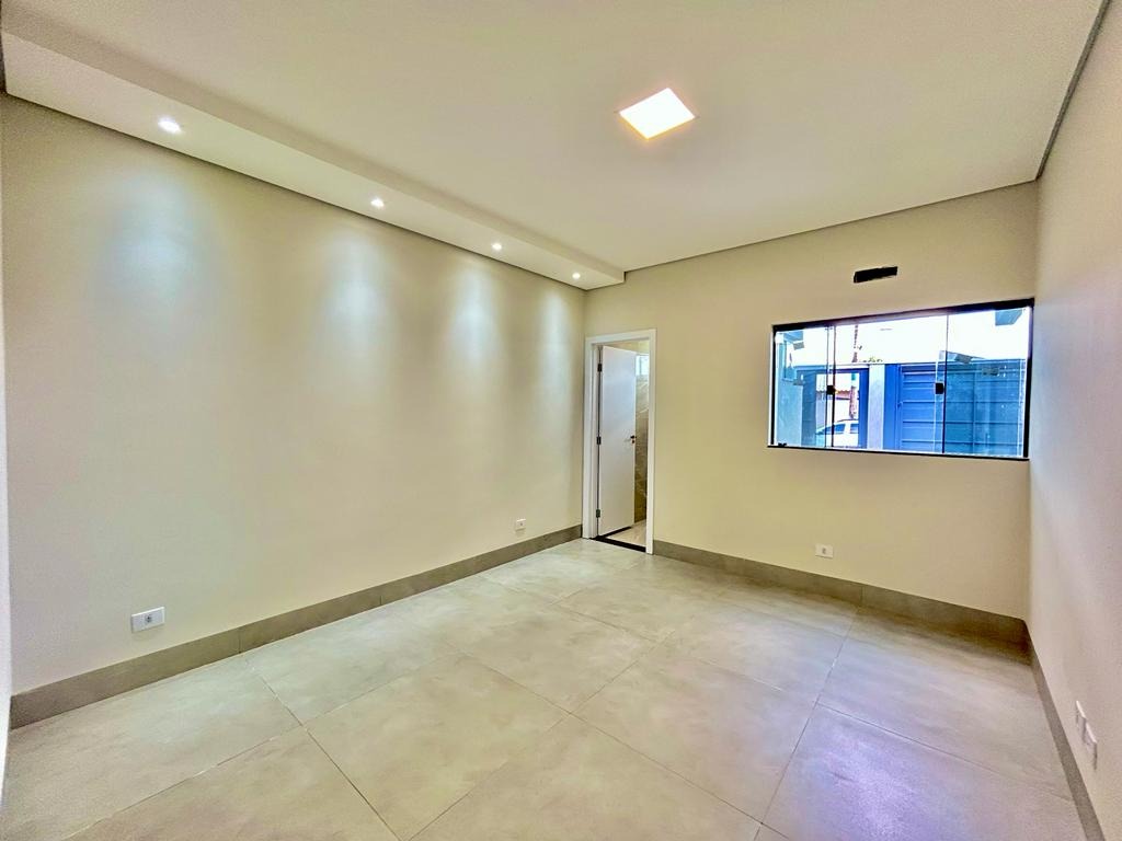 Casa à venda no Jardim Itatiaia: 