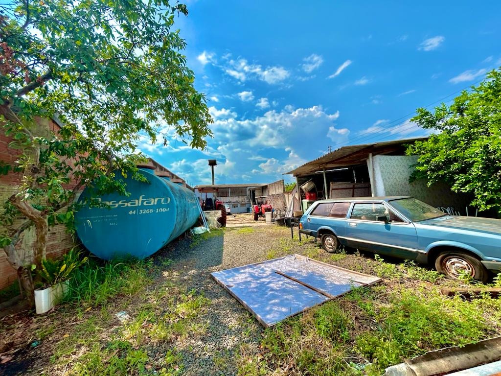 Terreno à venda no Pioneiros: 