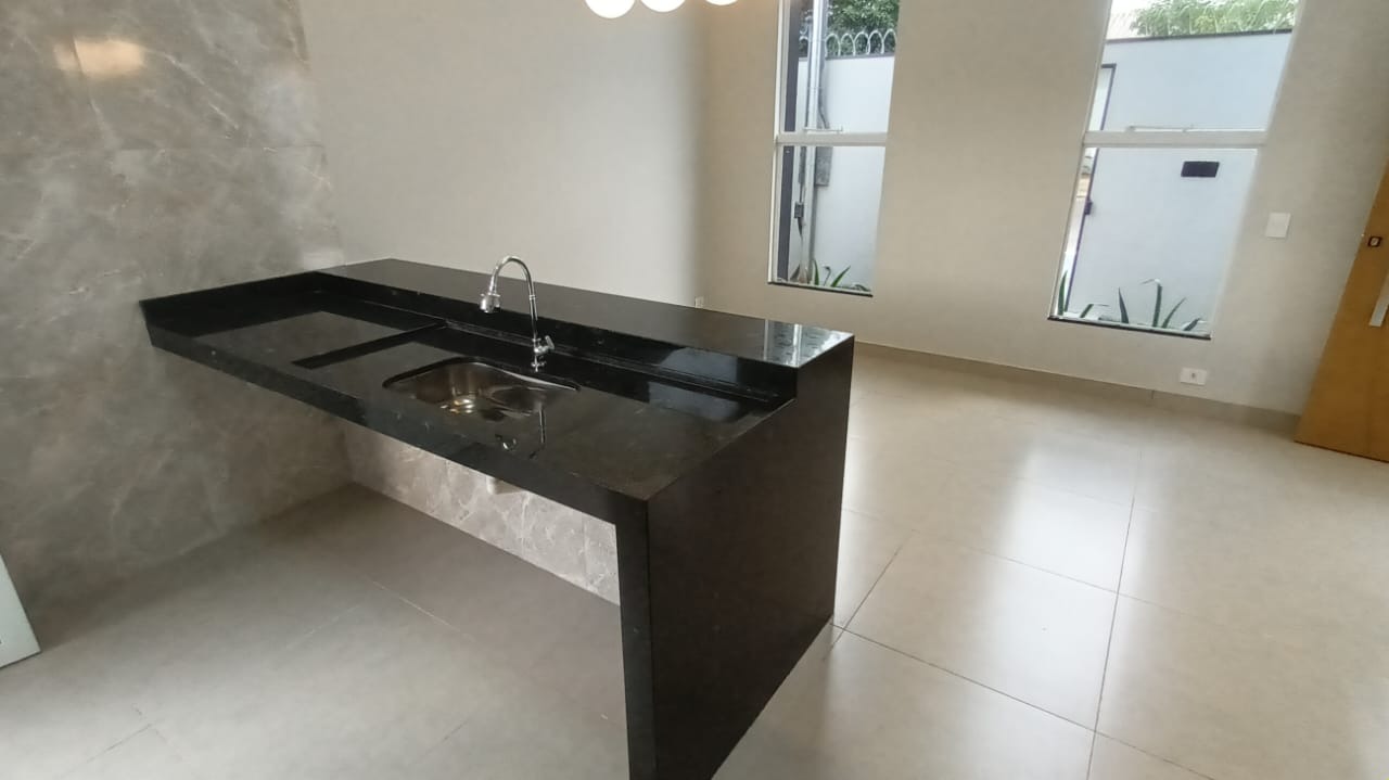 Casa à venda no Mata do Jacinto: 