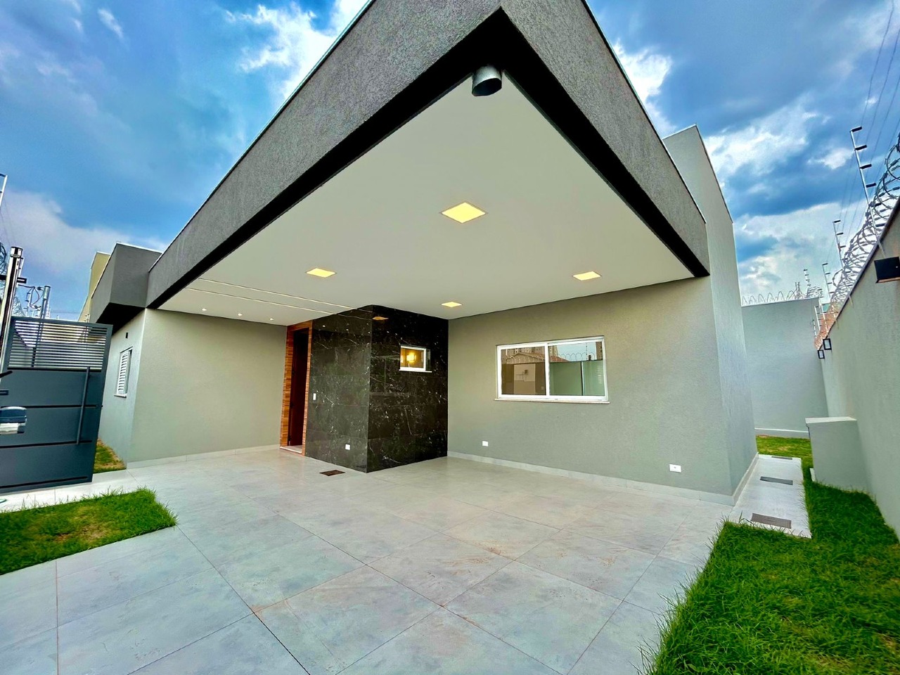 Casa à venda no Parque Residencial Rita Vieira: 