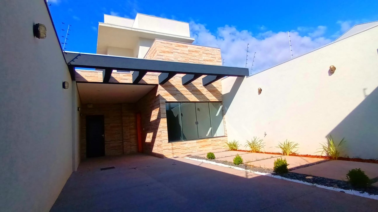 Sobrado à venda no Jardim Montevidéu: 