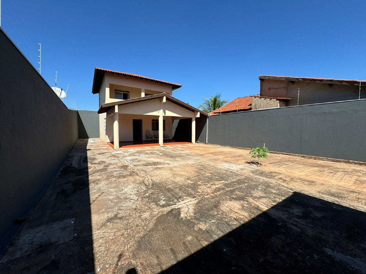 Casa à venda no Universitário: 