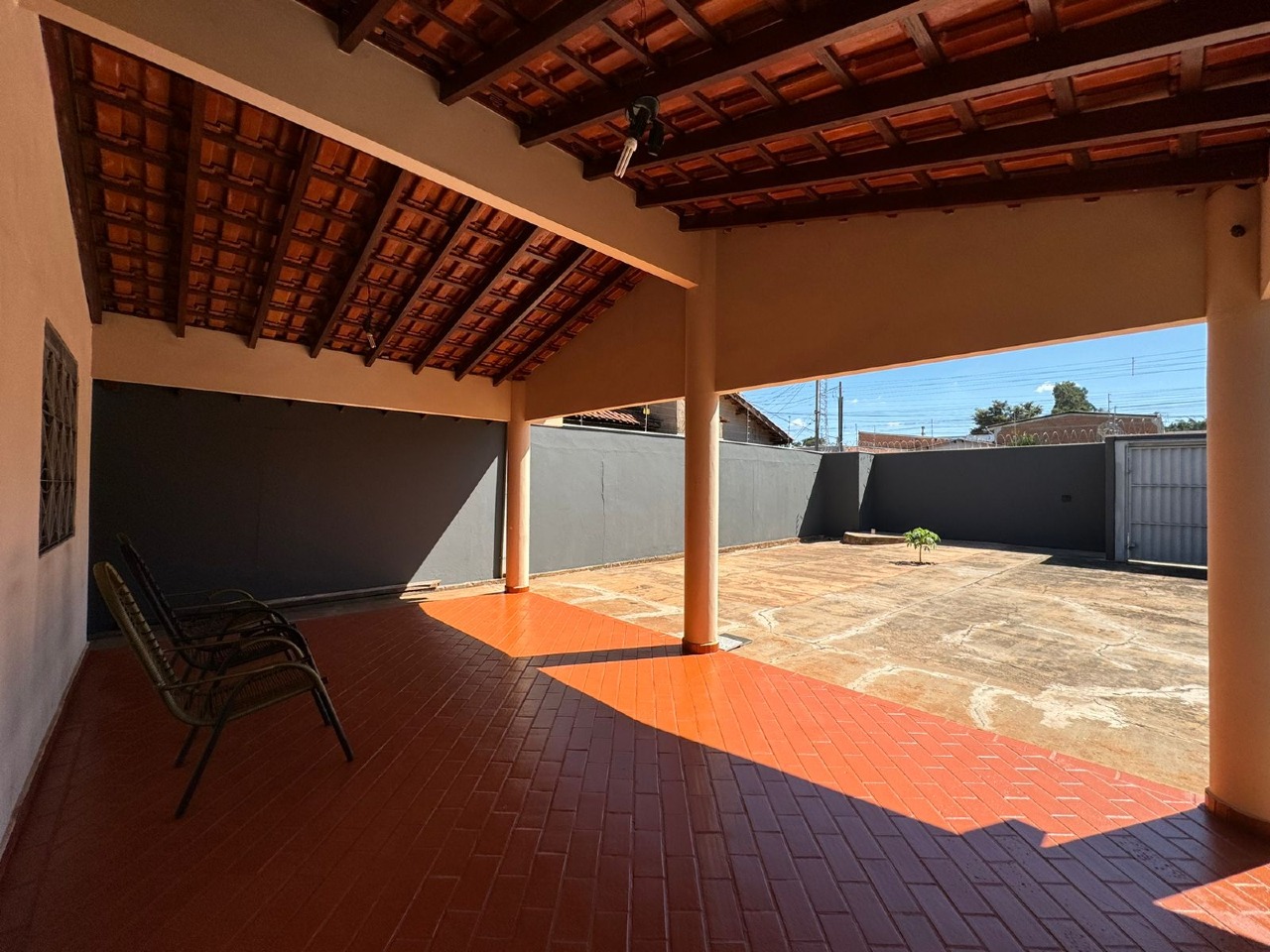 Casa à venda no Universitário: 