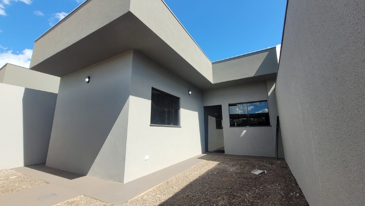 Casa à venda no Jardim Santa Felicidade: 