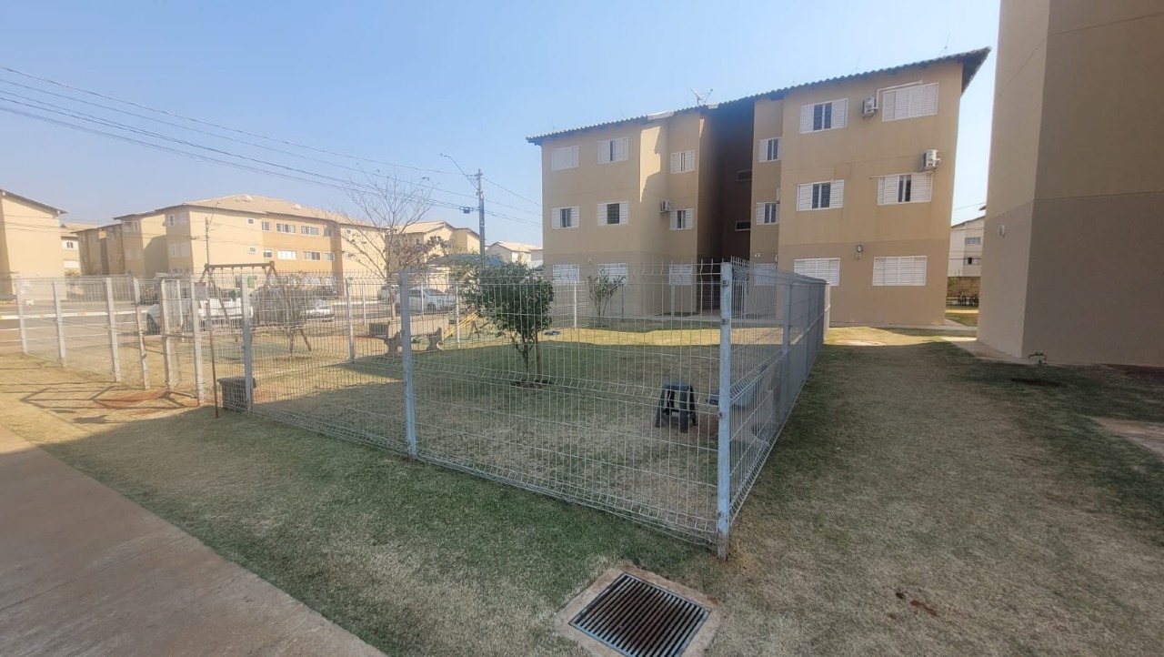 Apartamento à venda no Parque Residencial Rita Vieira: 