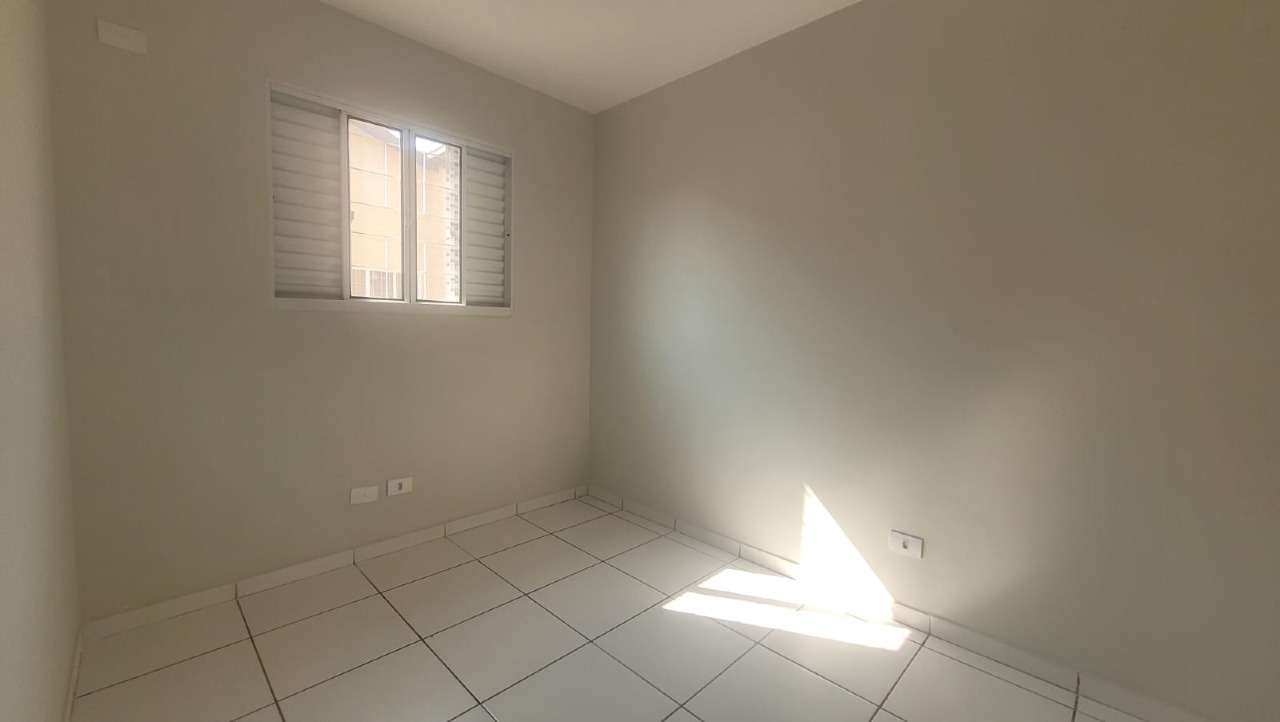 Apartamento à venda no Parque Residencial Rita Vieira: 