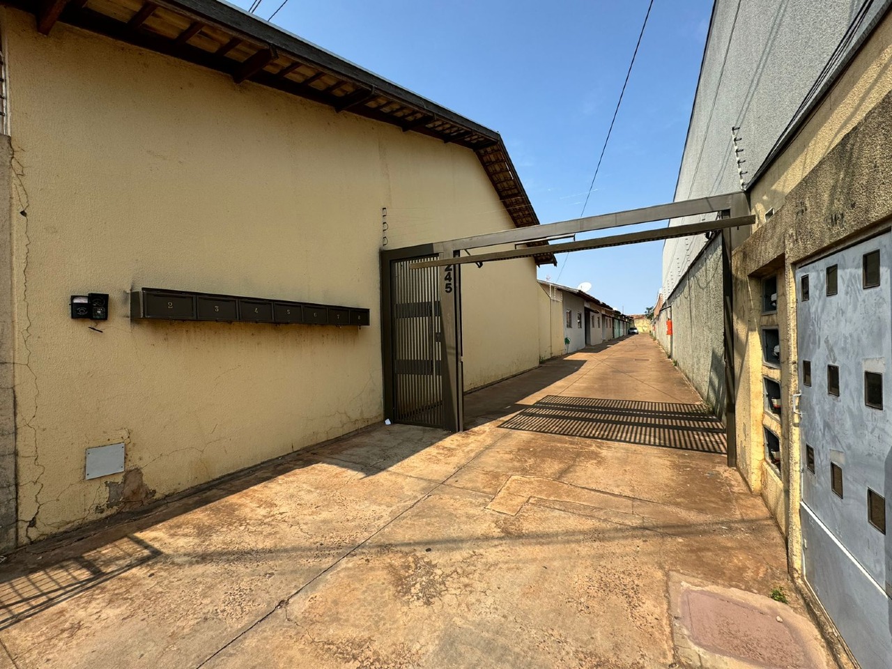 Casa-Condomínio à venda no Vila Anahy: 