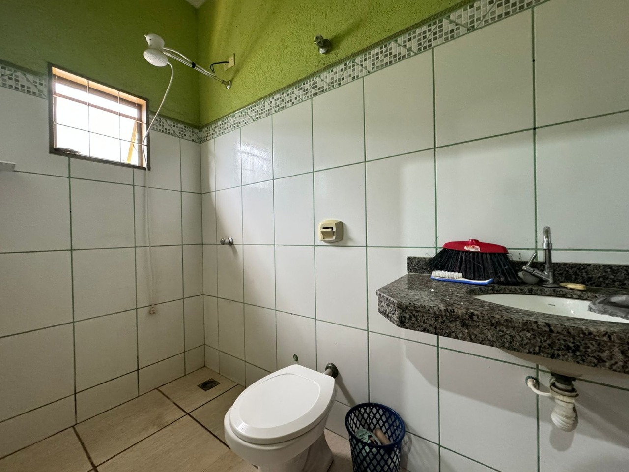 Casa-Condomínio à venda no Vila Anahy: 