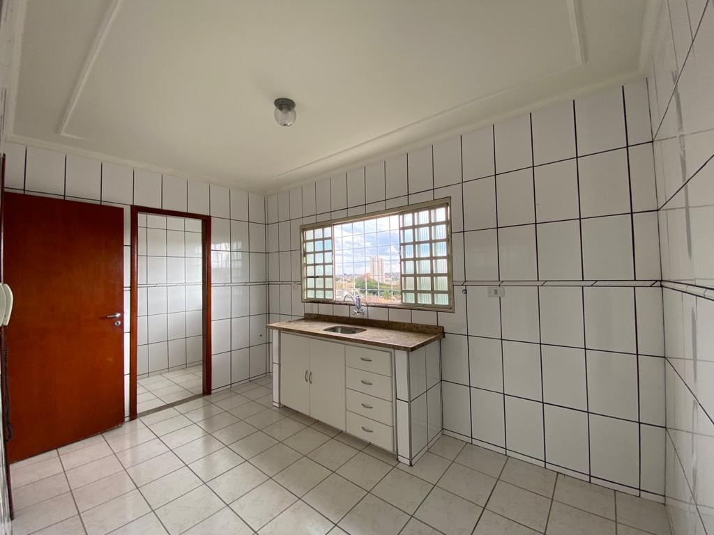 Apartamento à venda no Monte Castelo: 