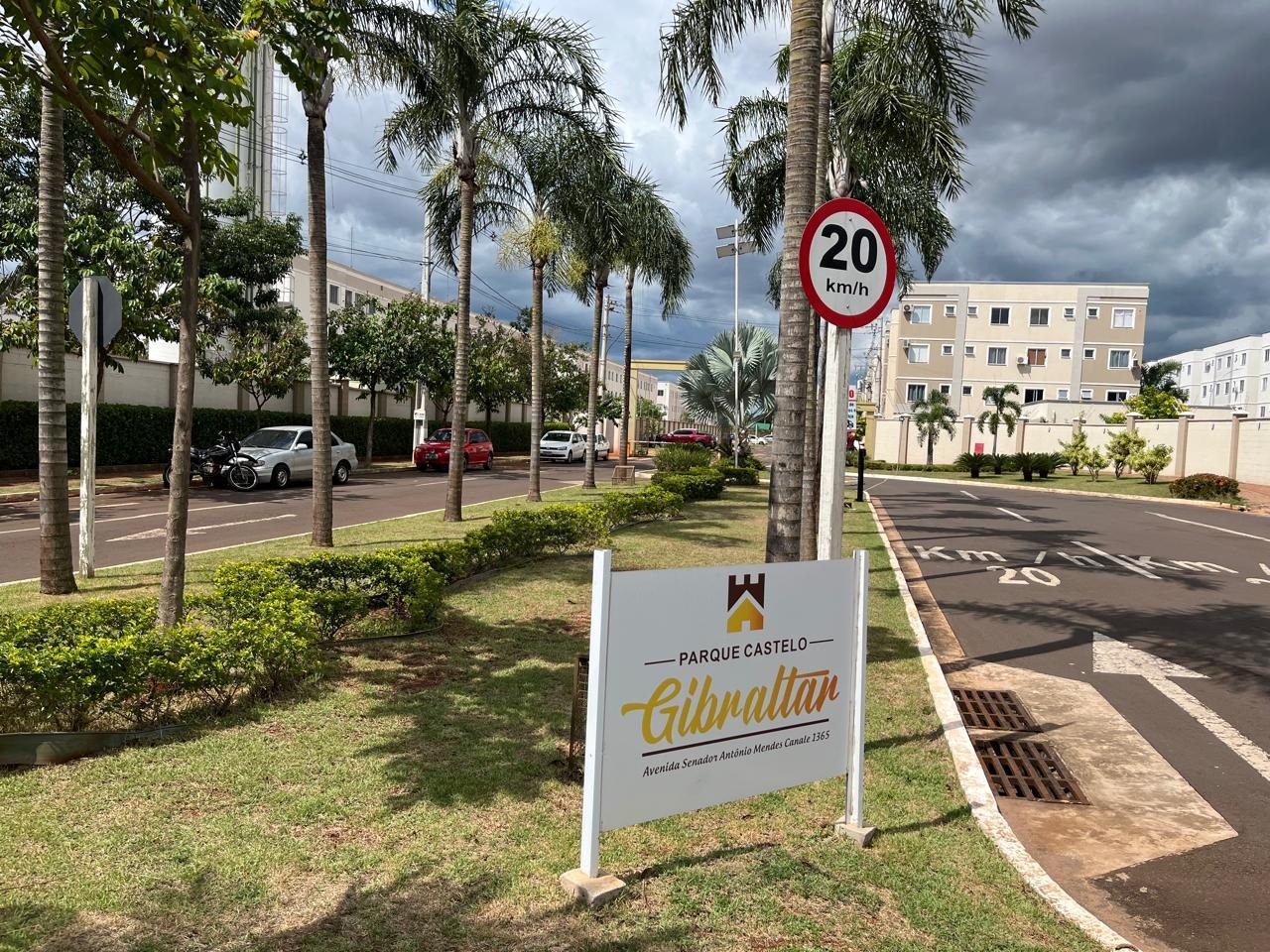 Apartamento à venda no Pioneiros: 