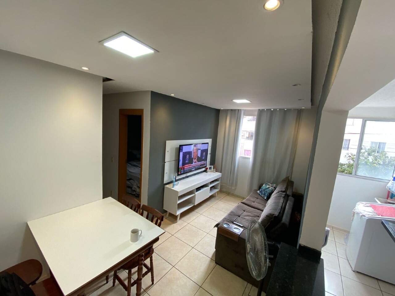 Apartamento à venda no Pioneiros: 