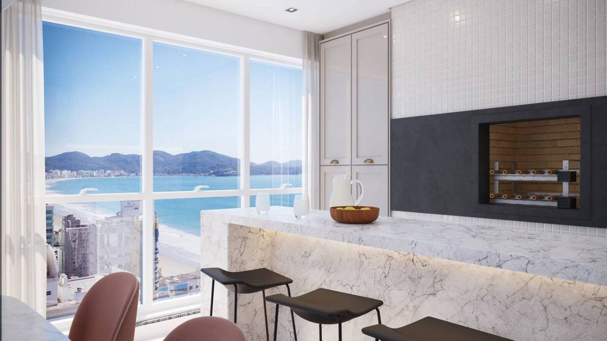 Apartamento à venda no Meia Praia: 