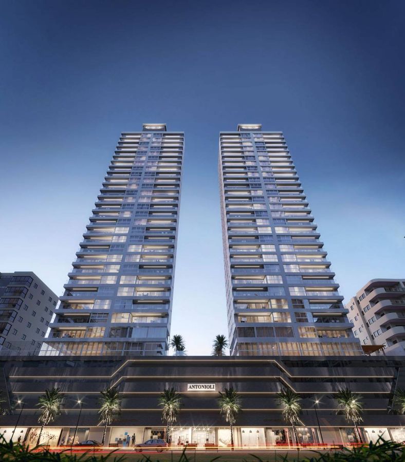 Apartamento à venda no Meia Praia: 