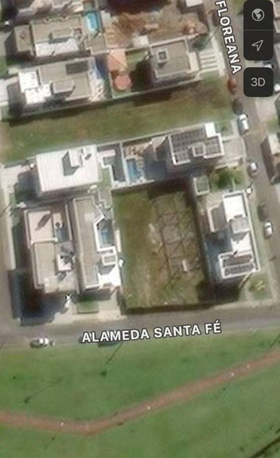 Terreno à venda no Santa Regina: 