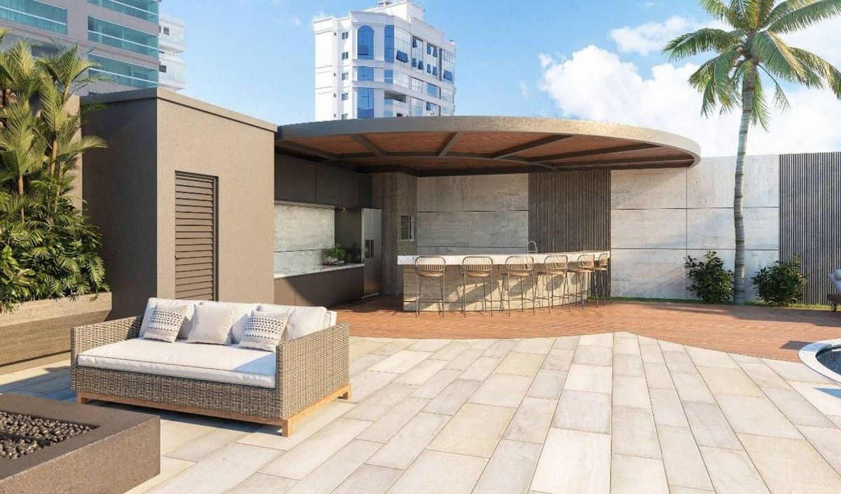 Apartamento à venda no Meia Praia: 