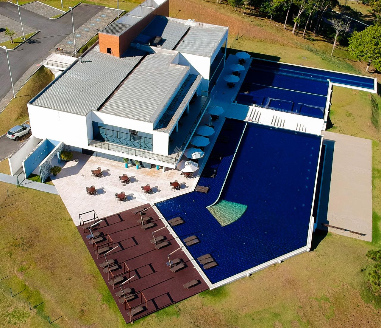 Casa de Condomínio à venda no Santa Regina: 