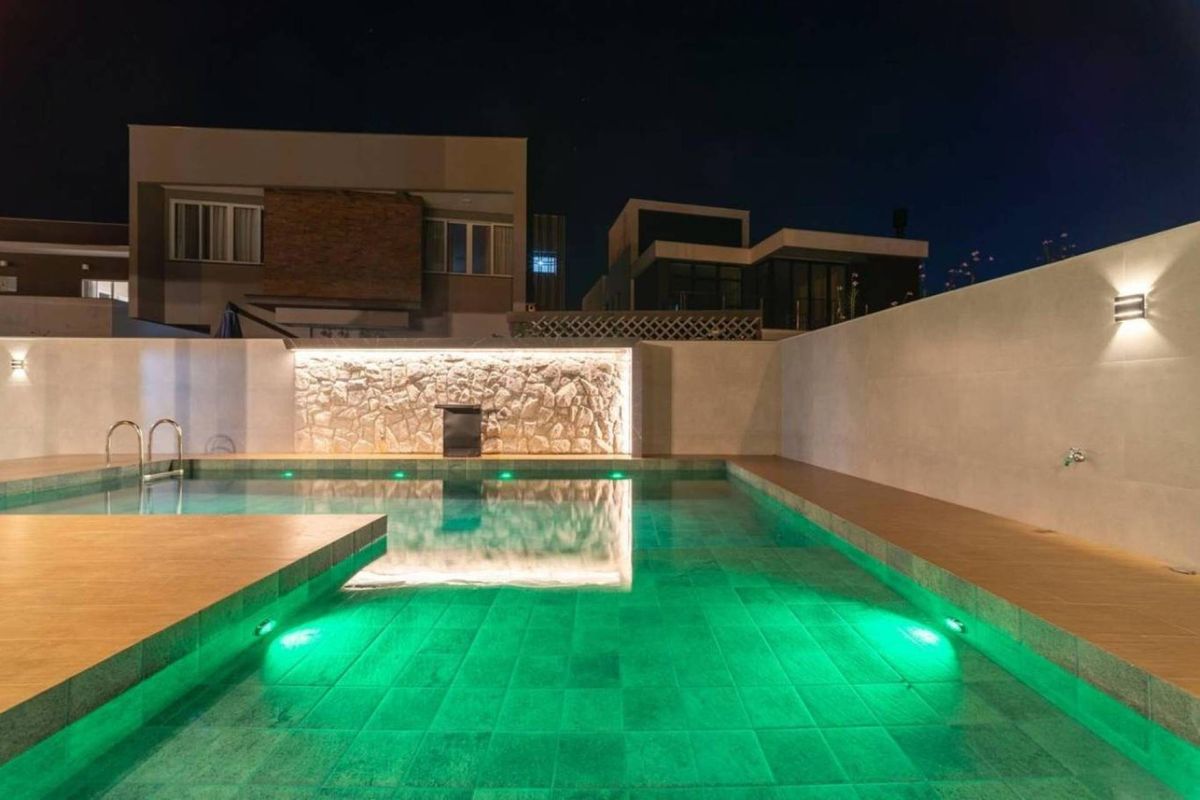 Casa de Condomínio à venda no Santa Regina: 