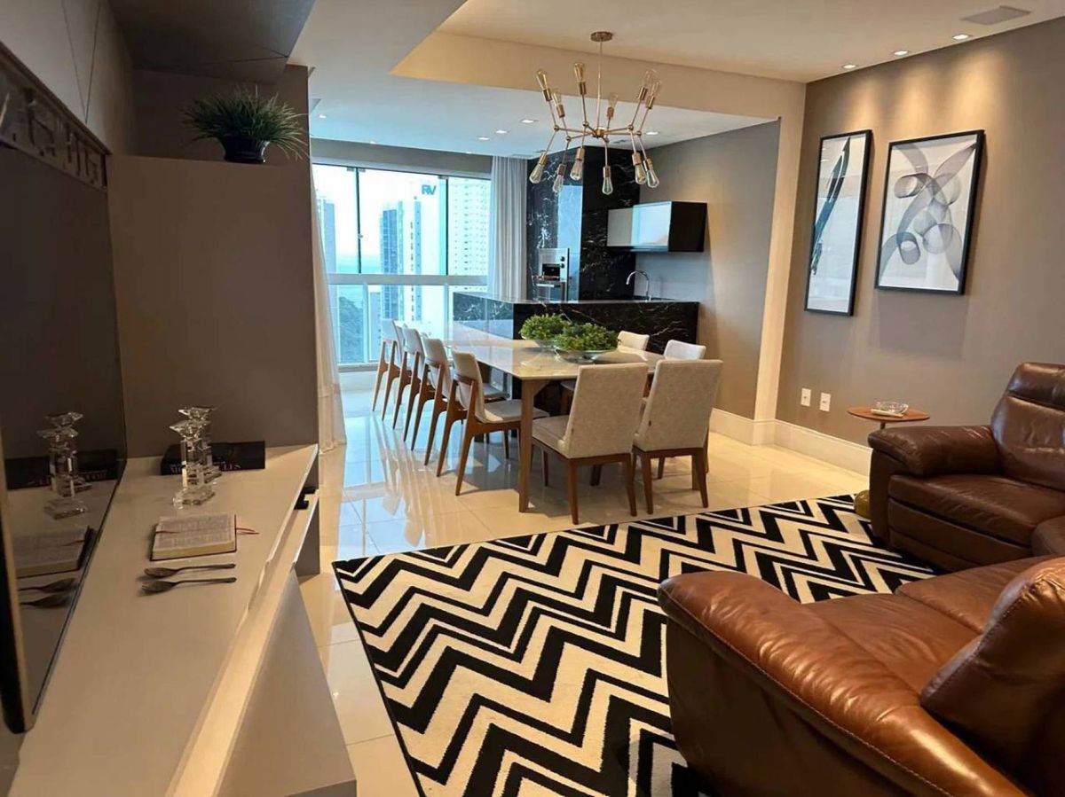 Apartamento à venda no Pioneiros: 