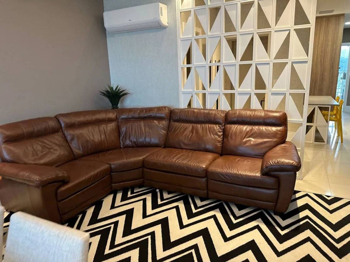 Apartamento à venda no Pioneiros: 