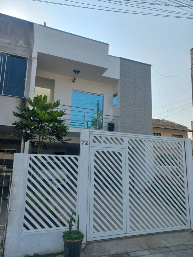 Casa à venda no Centro: 